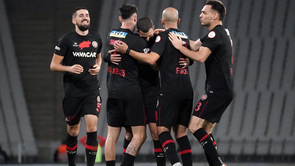 Karagümrük evinde rahat kazandı!