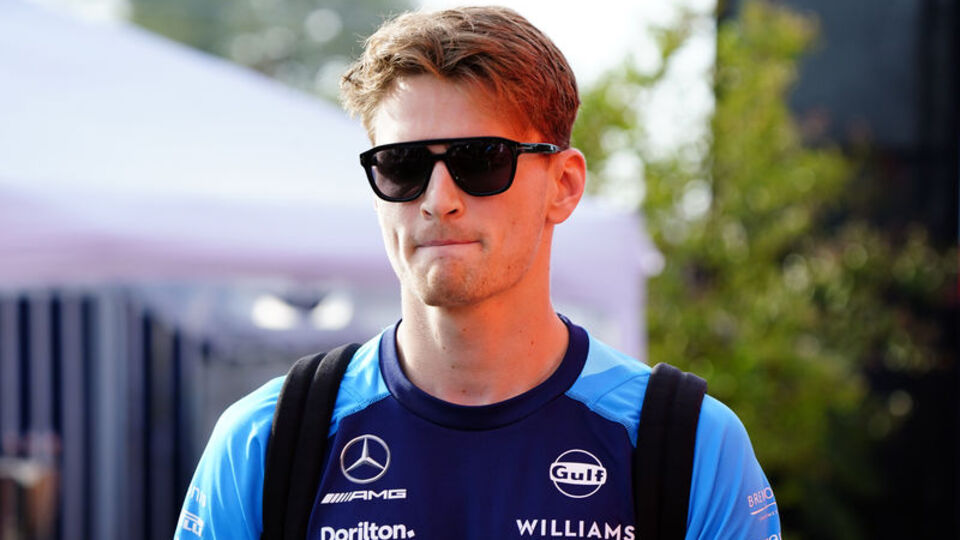 Logan Sargeant, Williams ile devam edecek