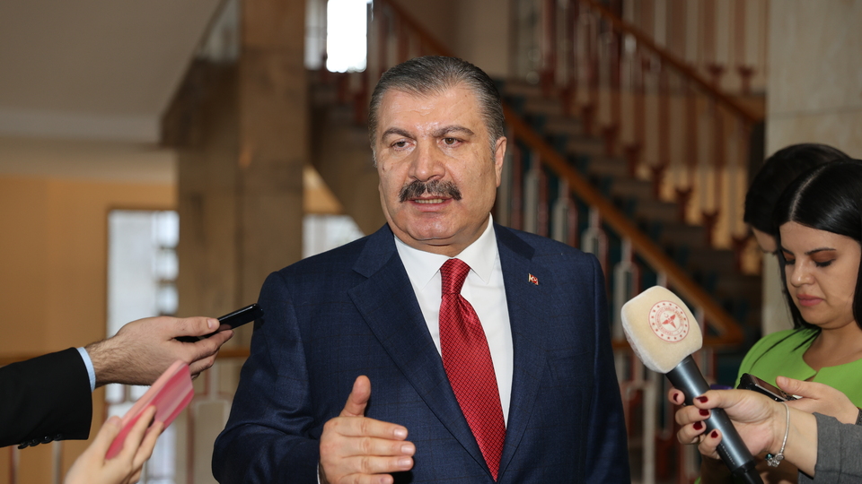 Bakan Koca: Sağlıkta şiddete 6 yıl 4 ay 26 gün hapis cezası