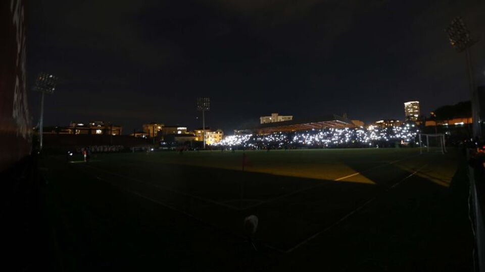 Pendik-G.Saray maçında elektrik gitti!