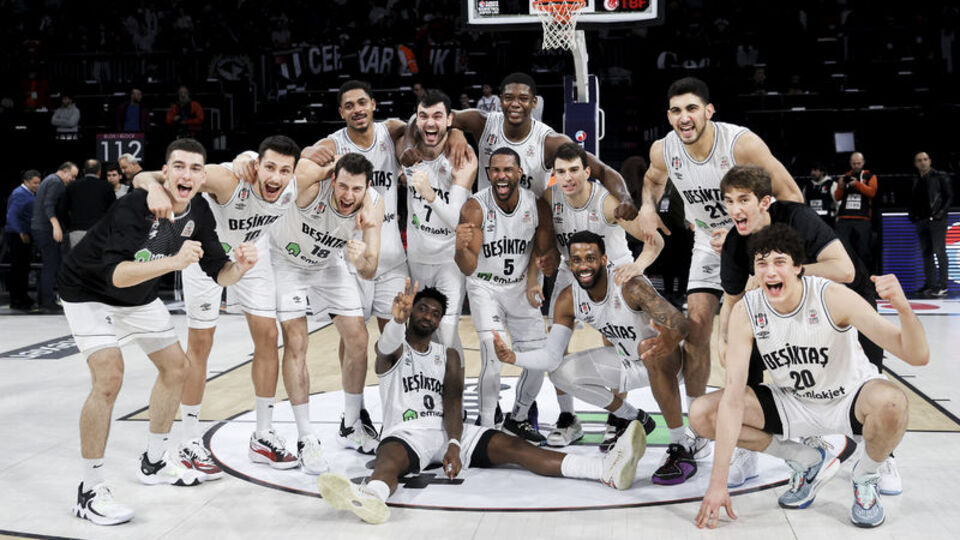 Beşiktaş derbide F.Bahçe'yi devirdi!