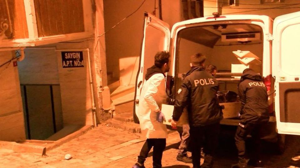 Günlük kiralık dairede cinayet!