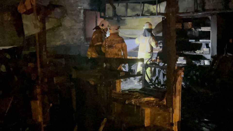 Alevler bir anda sardı, kullanılamaz hale geldi