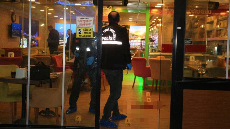 Alacak tartışması: 1 yaralı, 2 gözaltı