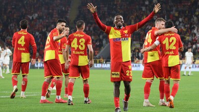 Göztepe 3 puanı 3 golle aldı!