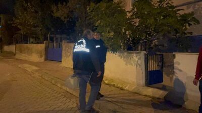 8 yaşındaki çocuk, tüfekle annesini vurdu