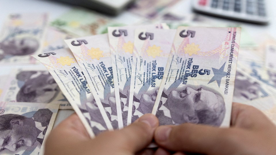 Maaşlarda 5 aylık enflasyon farkı