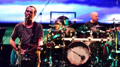 mor ve ötesi'nden 2023'e veda konseri