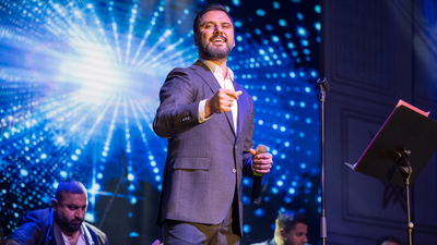 "Bir şarkıcı paramı çaldı"