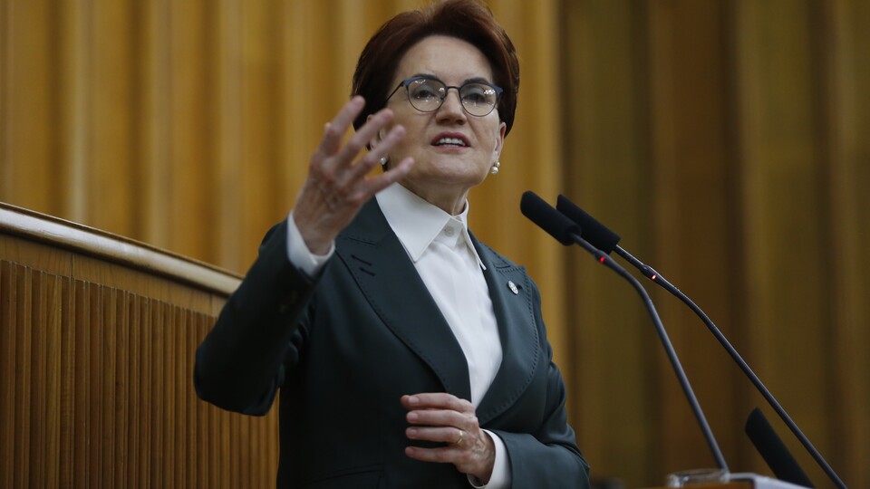 "Bizi gül bahçeleri beklemiyor"