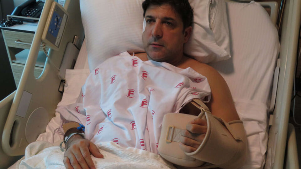 Oktay Derelioğlu ve eşine maganda saldırısı!