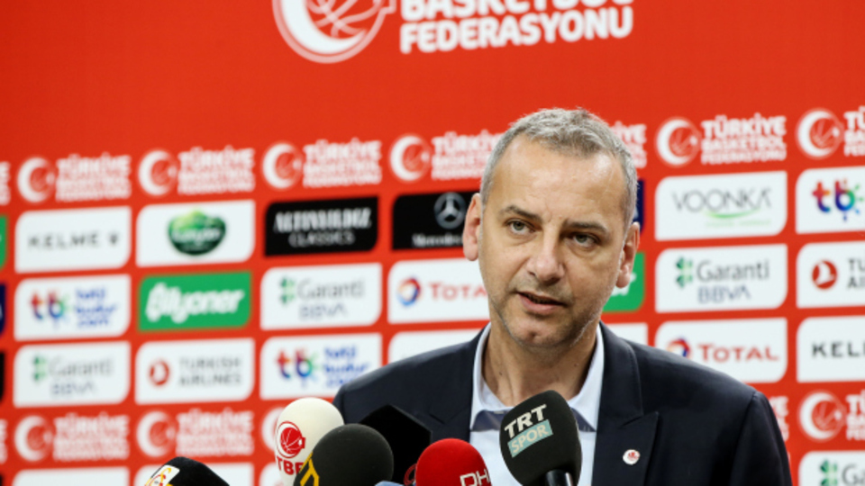 TBF'de iki ayrılık