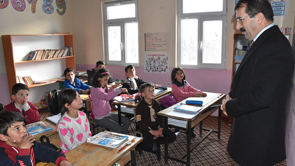 Çocuk nüfusu arttı, o okulun kapıları yeniden açıldı