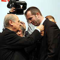 Saffet Sancaklı'nın istifası istendi