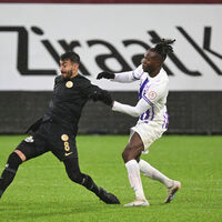 Ümraniyespor 2 attı 3 aldı