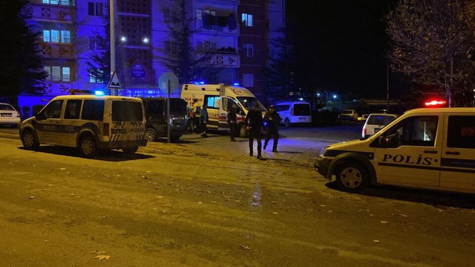 17 yaşındaki genç kız 9.kattan düştü