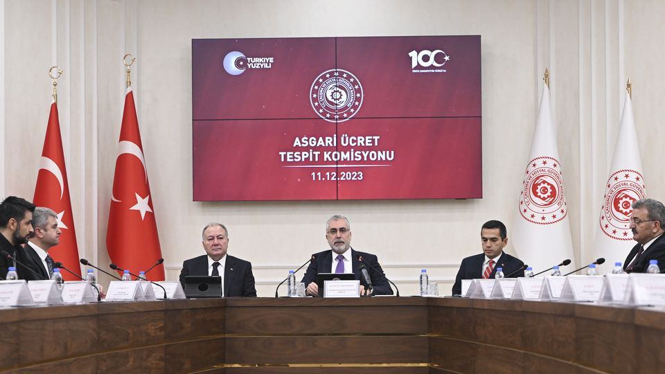 Asgari ücret görüşmeleri başladı