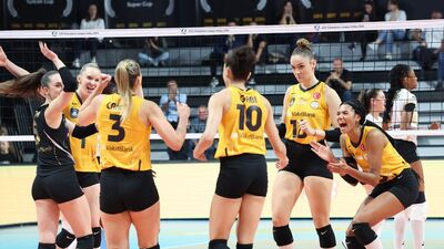 Vakıfbank galibiyetle başladı