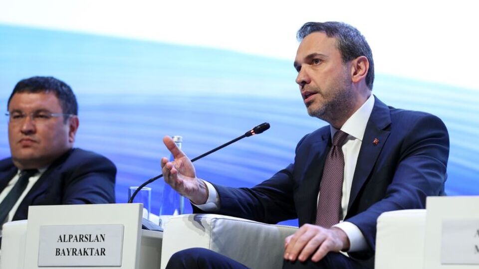 Bakan Bayraktar: Günlük 30 bin varil ham petrol üretiyoruz