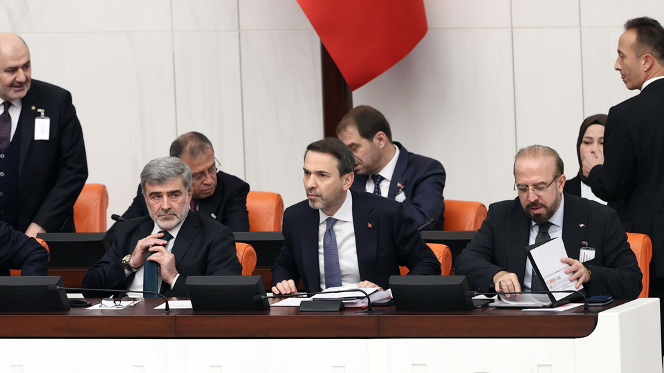 Bakan Bayraktar'dan yaz saati uygulaması açıklaması