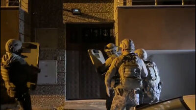 2 'kırmızı bültenli' İstanbul'da diz çöktü!