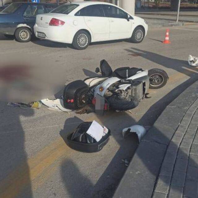 Motosikletli kurye kurtarılamadı