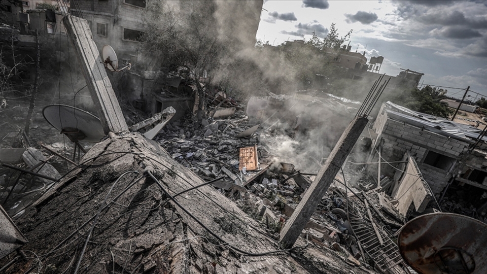 İsrail okulu hedef aldı! Çok sayıda ölü var