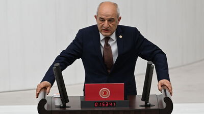 CHP vekili Kasap, Saadet Partisi'ne geçti!