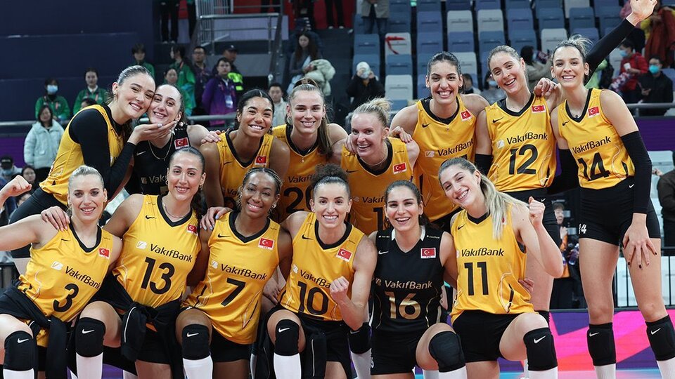 Voleybolda Türk finali: Vakıf-Eczacı!