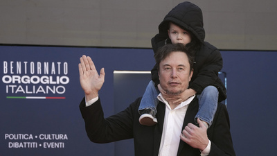 Elon Musk'tan insanlara 'Çocuk yapın' çağrısı