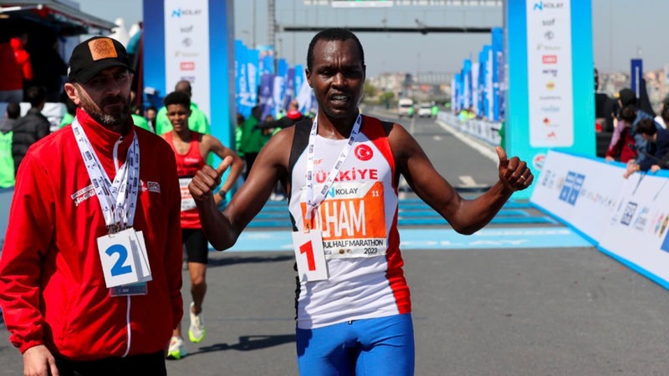 İlham Tanui Maraton koşusunda üçüncü