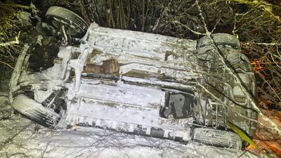 Otomobil şarampole devrildi: 1 ölü, 3 yaralı