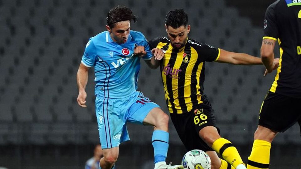 Maç yarıda kaldı!