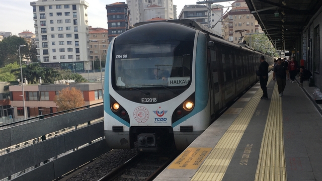 Marmaray'da seferler normale döndü