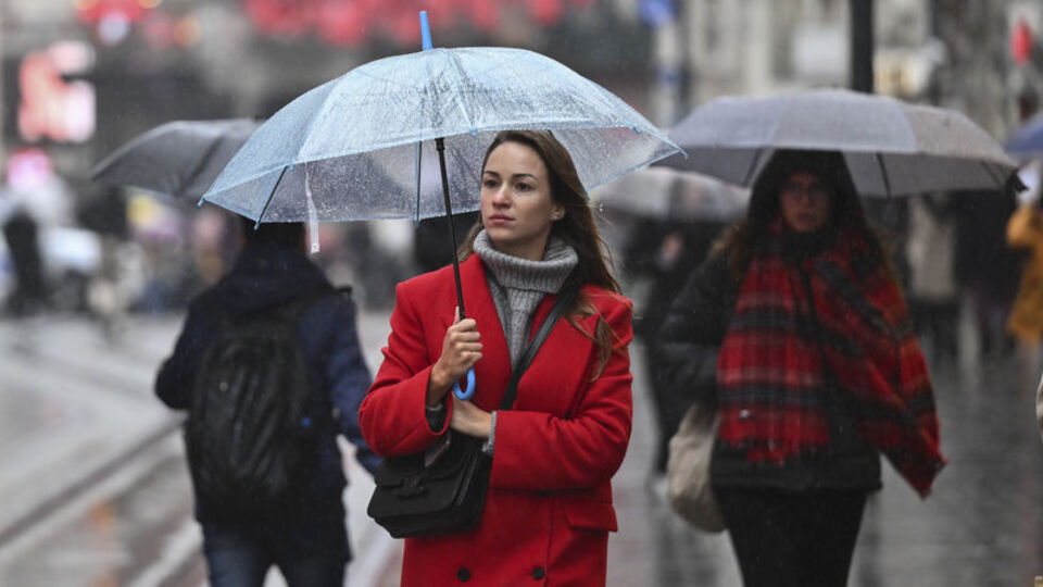 Meteoroloji saat vererek uyardı! 2 bölgeye dikkat! Perşembe alarmı!