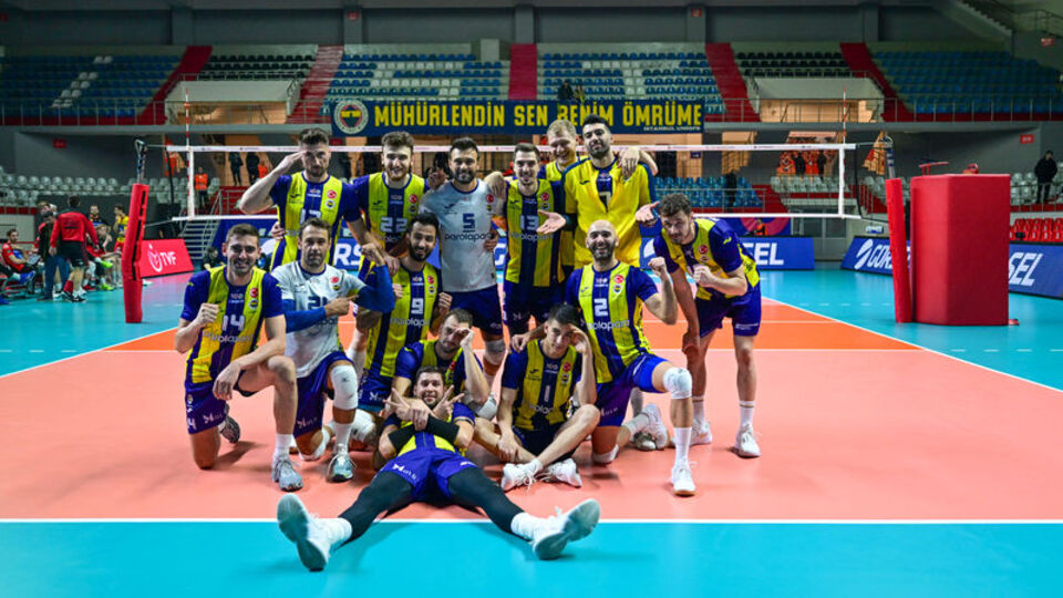 Fenerbahçe Parolapara play-off'ta