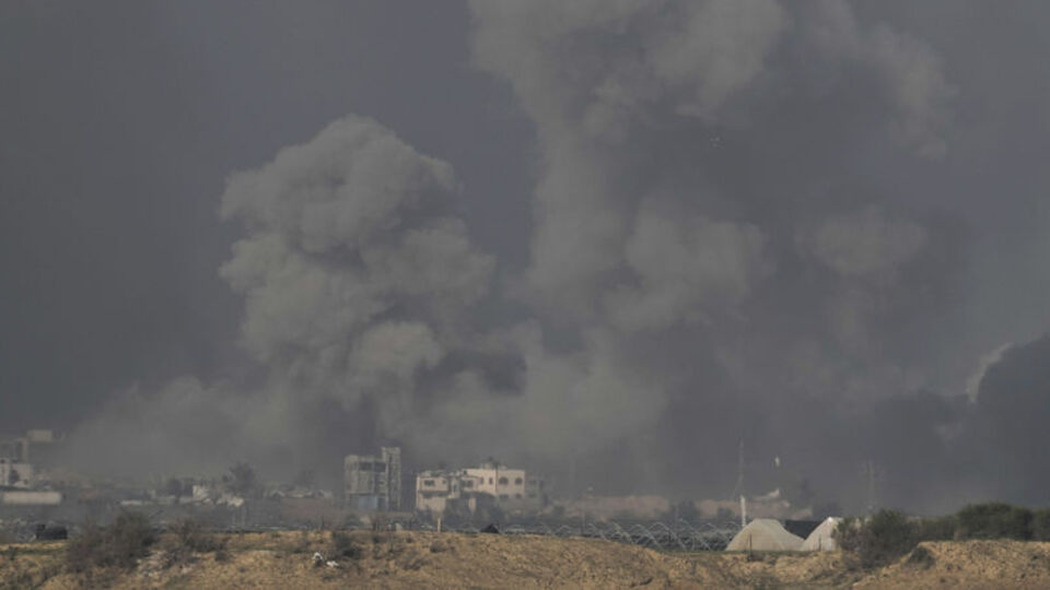 Filistin Kızılayı: Ambulans merkezi kuşatma altında