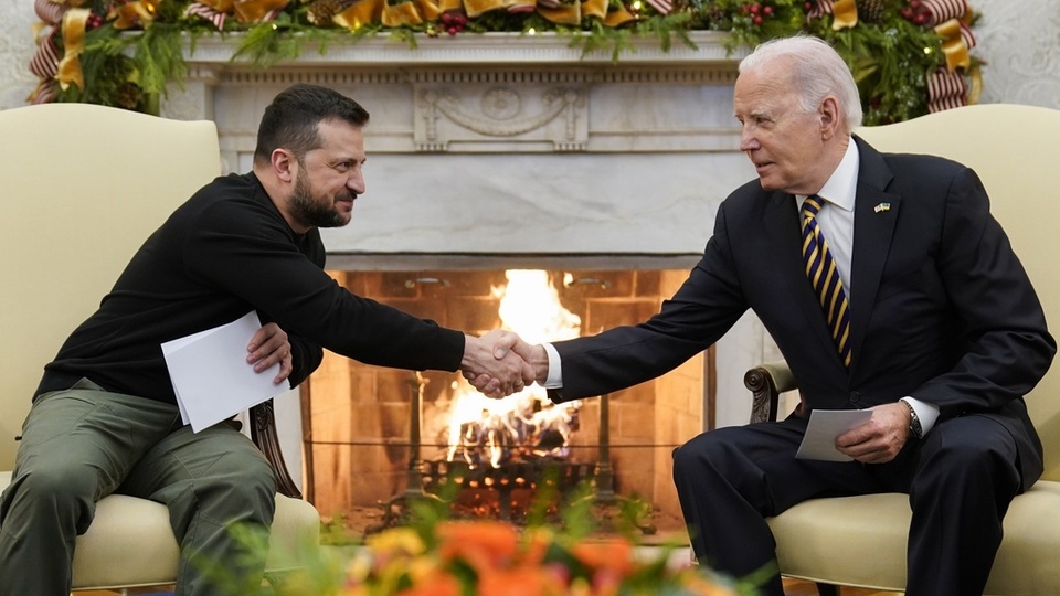 Zelenskiy: ABD bize ihanet etmeyecek