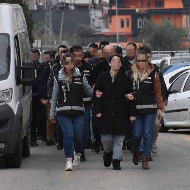 Adana'da "rüşvet" operasyonunda tutuklama