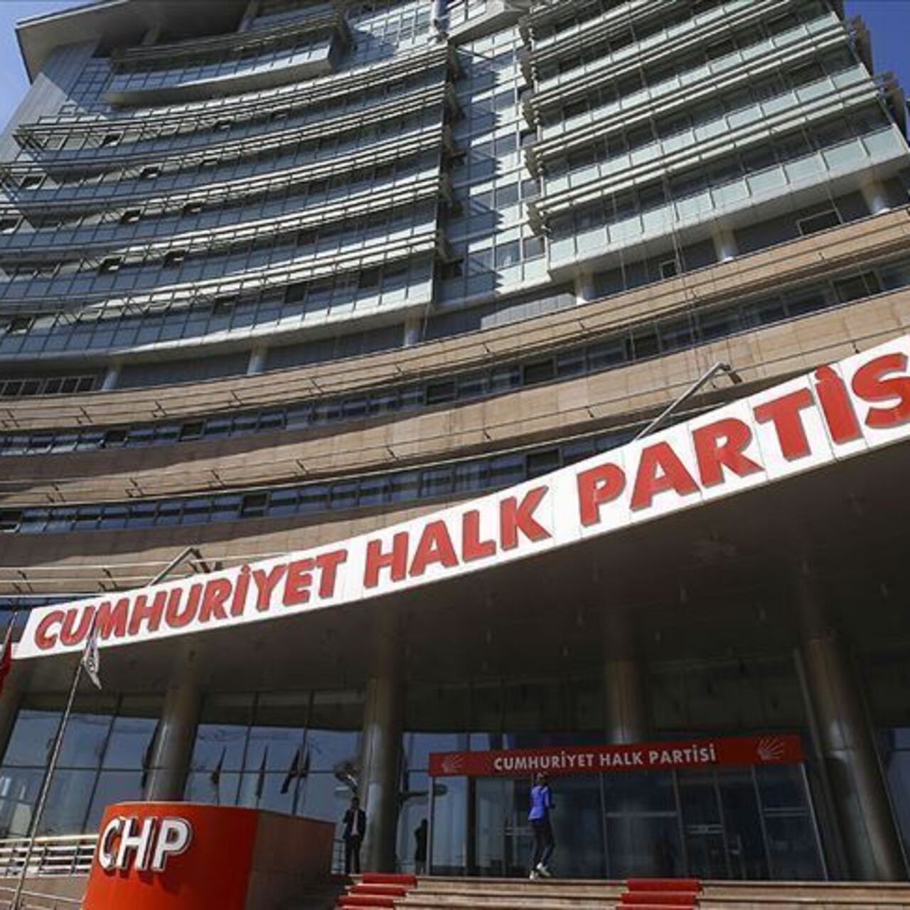 CHP'nin 9 kentteki belediye başkan adayları belli oldu