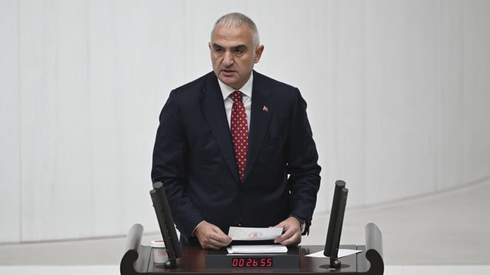 Bakan Ersoy: Türkiye, turizmde süper lige yükseldi