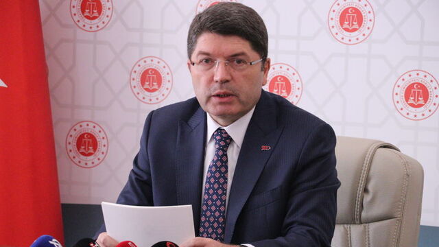 Bakan Tunç'tan kara para açıklaması