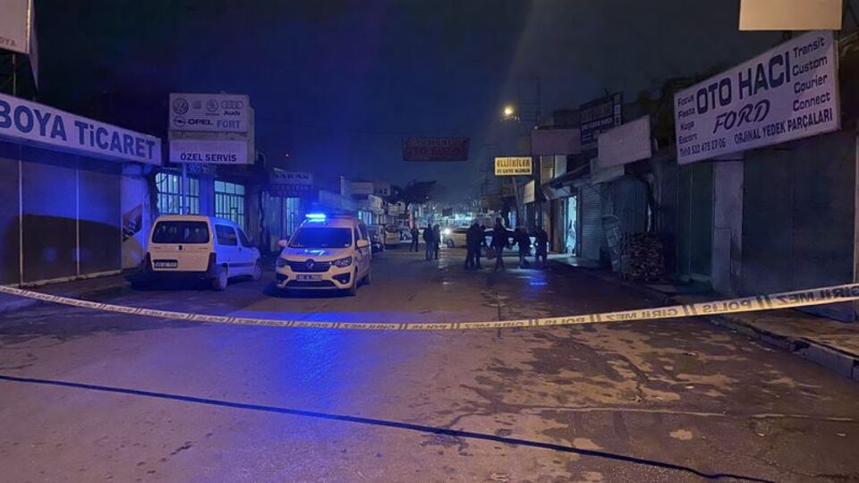 Husumetlisi tarafından tabancayla vurulan kişi öldü