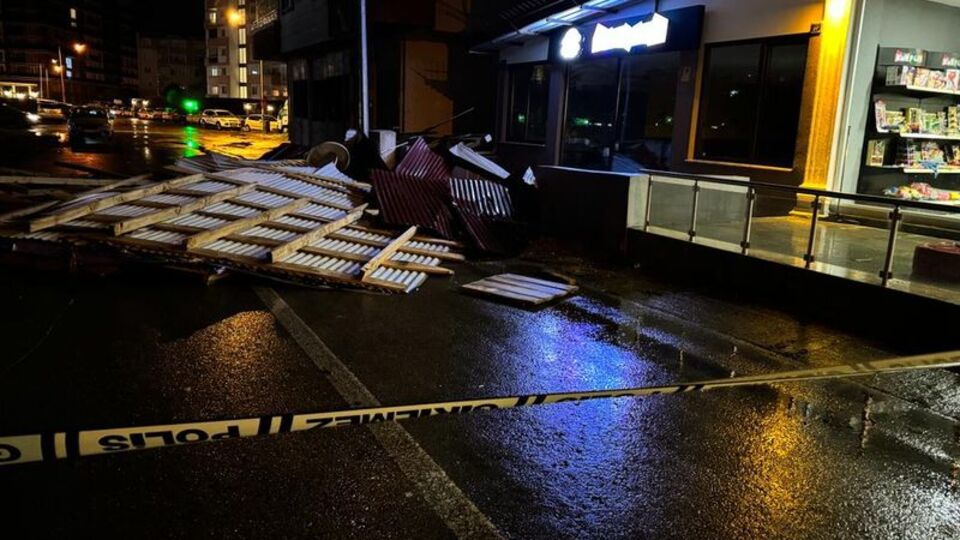 Ordu'da fırtına esareti!