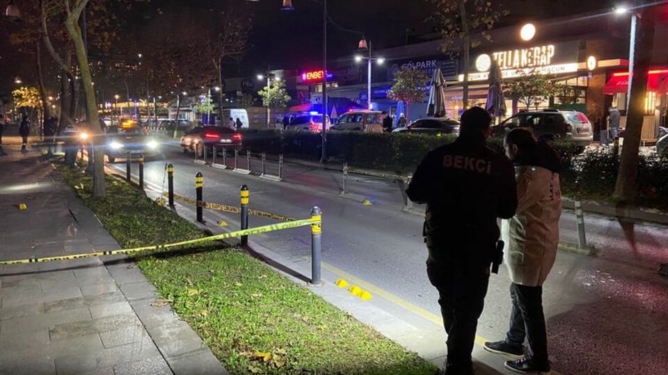 Motosikletle gelip gece kulübünü taradılar!