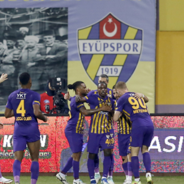 Eyüpspor 3 puanı 3 golle aldı