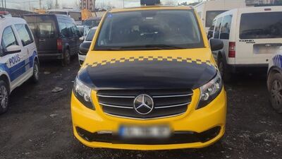 Göçmen kaçakçılığı yapan 2 kişi yakalandı