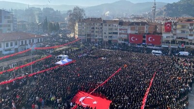 Türkiye şehitlerini uğurladı