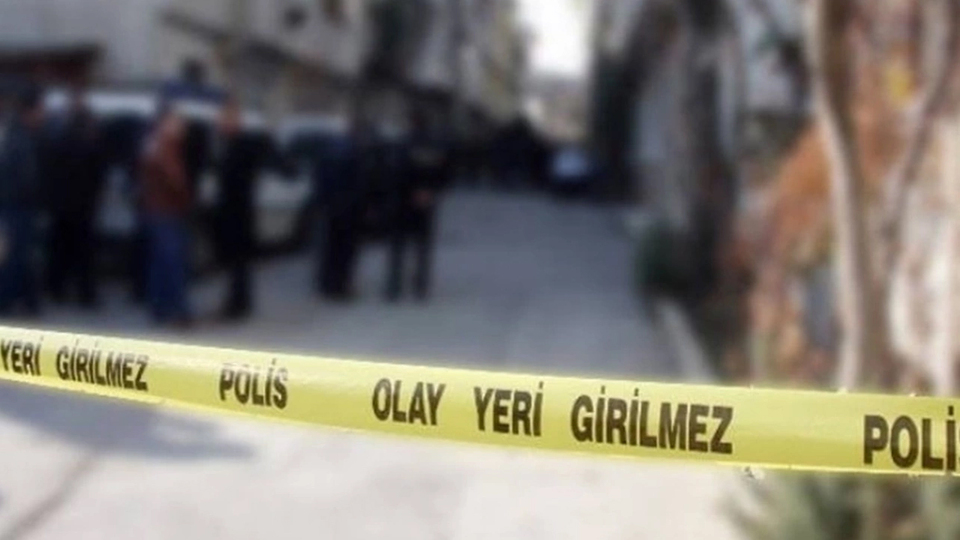 'Korucu' dehşet saçtı! 3 çocuk annesini öldürdü!