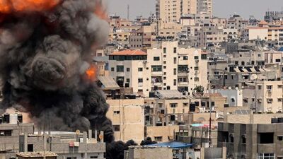 Gazze'de hastane yakınına saldırı: 18 ölü